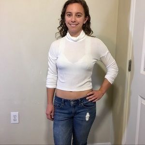 American Eagle Ribbed Cropped White Turtleneck XS